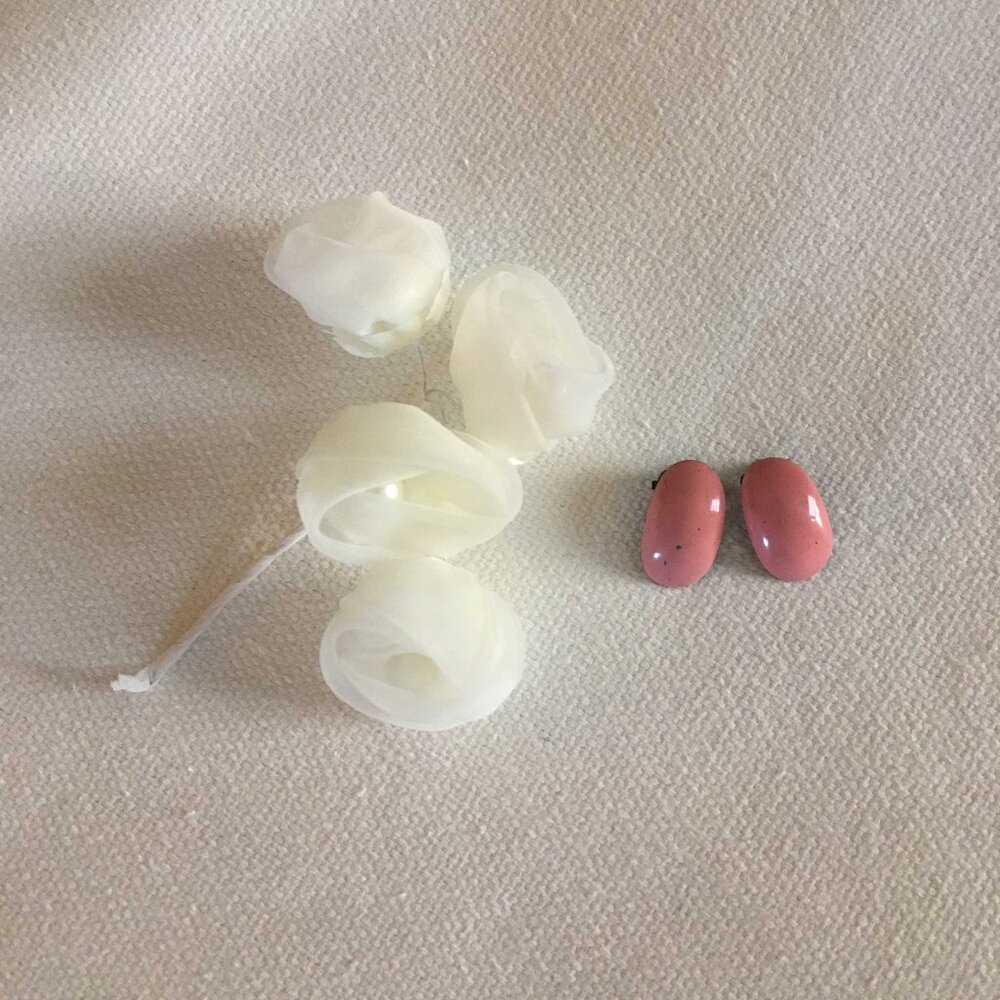 Vintage Oval Pink Clip On Earrings
